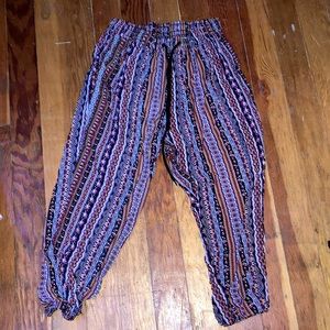 Cute Stretchy Pants That Are Colorful And Comfortable! Barely Worn.